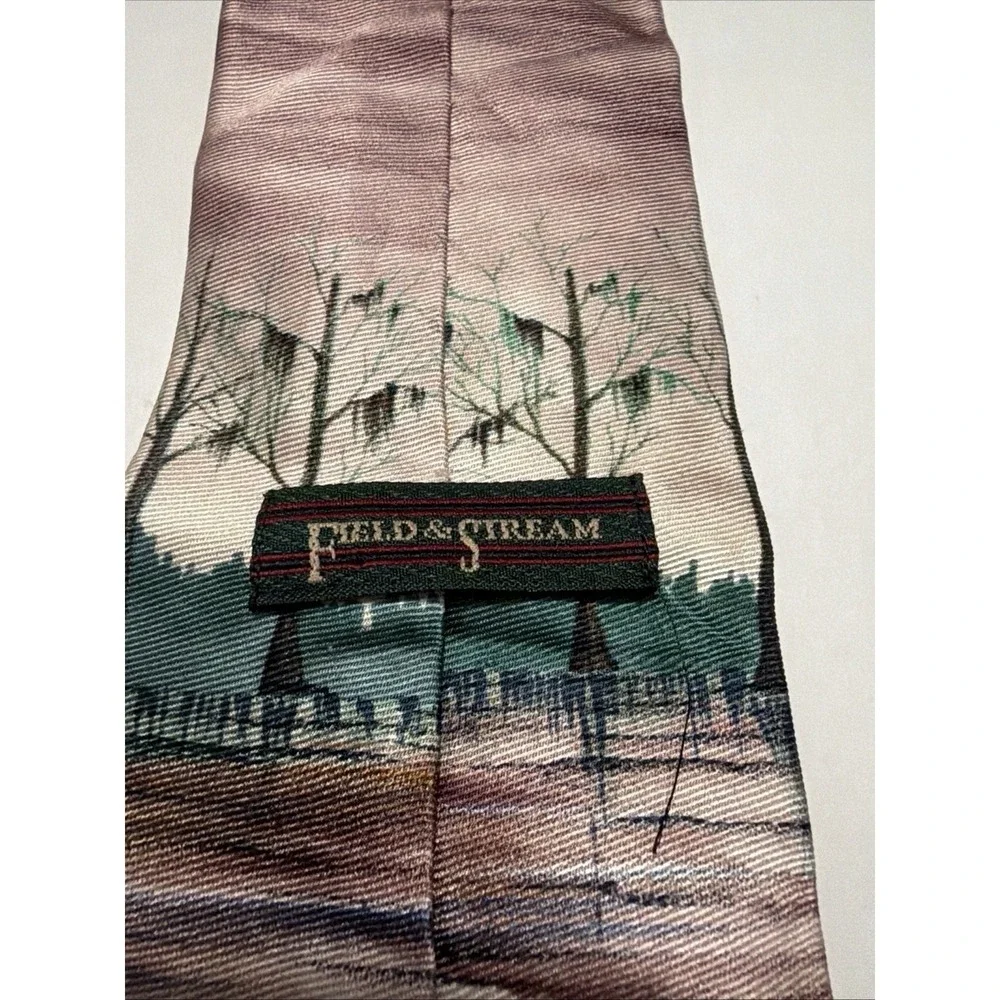 Field & Stream Mens Silk Tie Bass Fishing Fisherman Scenic Nature Brown Tan USA